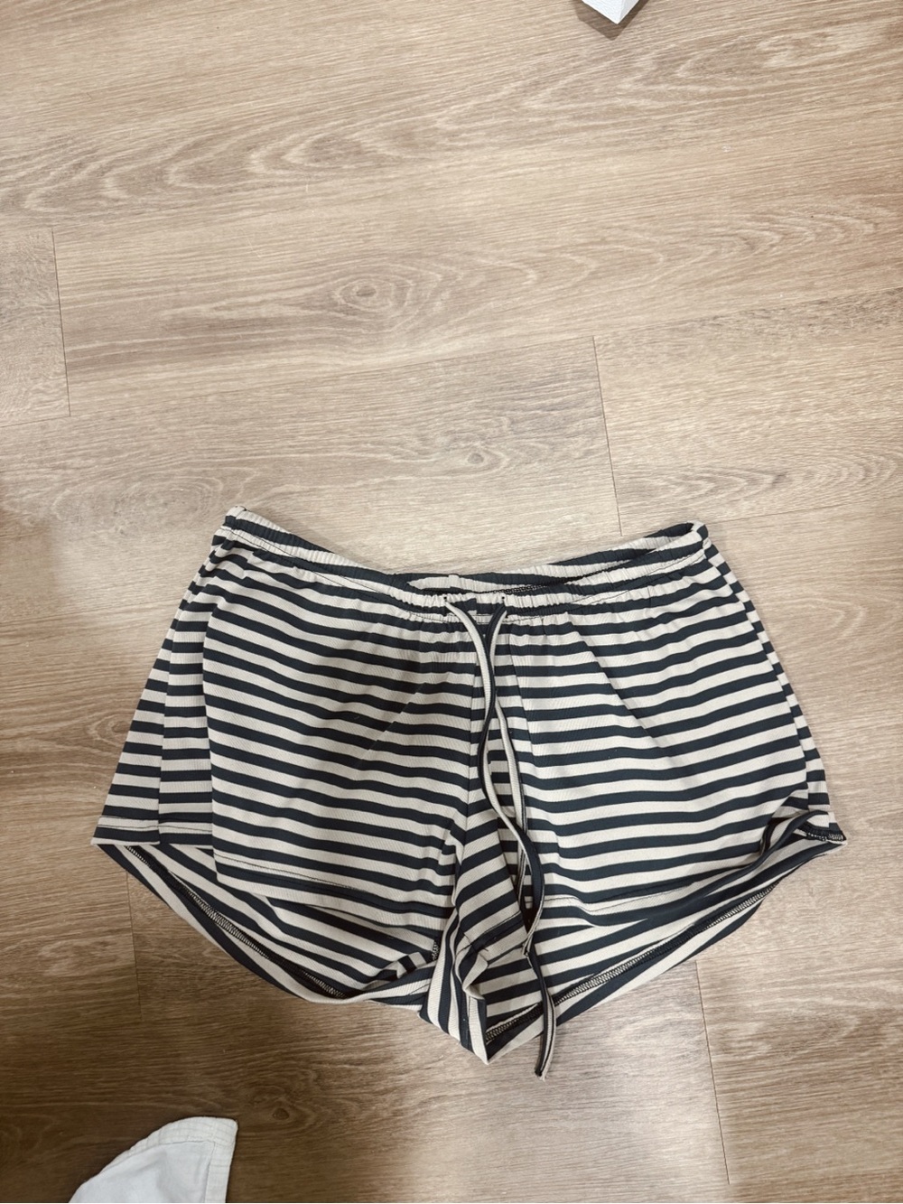 SHEIN shorts M